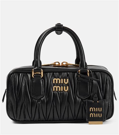 how to spot a miumiou bag.